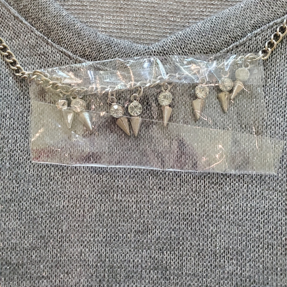 NWOT  Grey Lightweight Sweater - Picture 14 of 15
